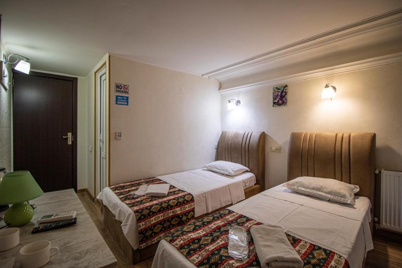 Hotelharmony Тбилиси Екстериор снимка