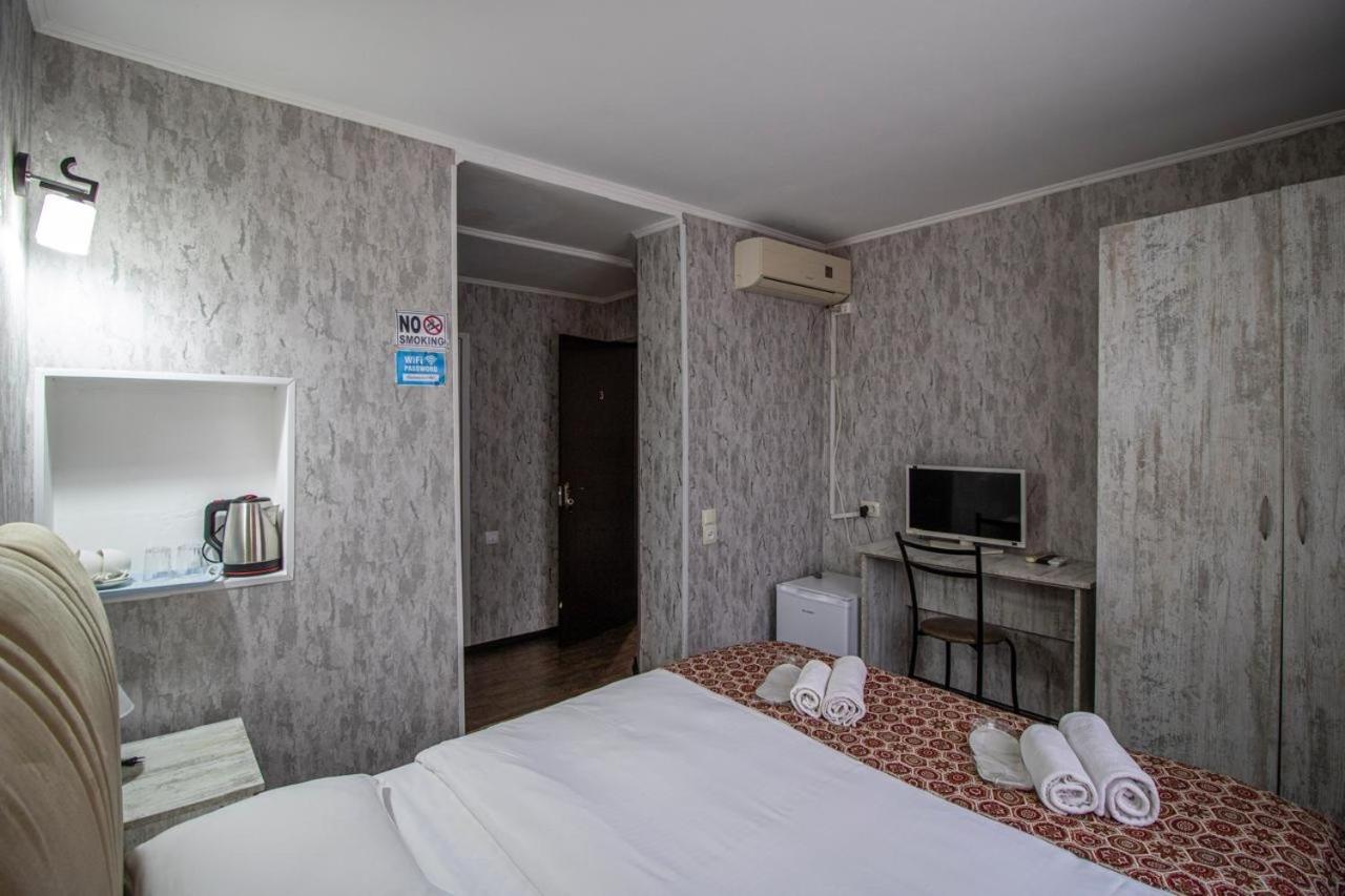 Hotelharmony Тбилиси Екстериор снимка